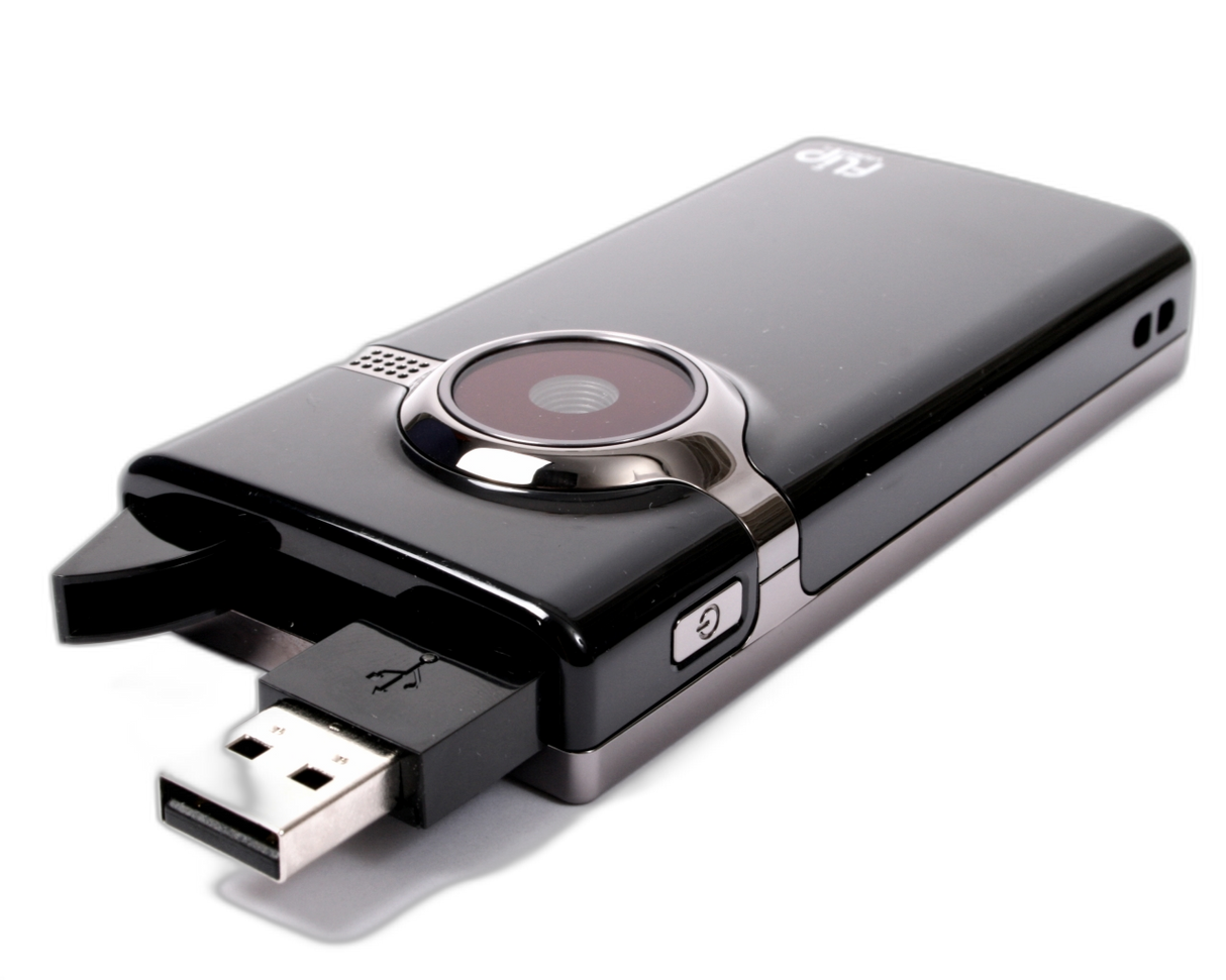 Flip Video MinoHD M3160S built-in USB flip-out connector