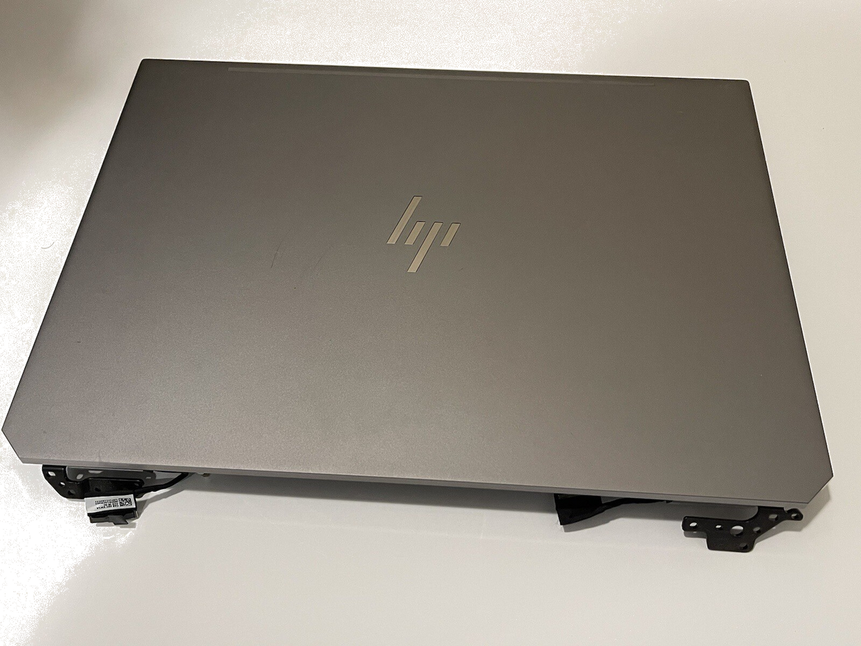 HP ZBook 15 G5 15.6" UHD 3840x2160 L30385-001 Replacement Display Screen - Angled View