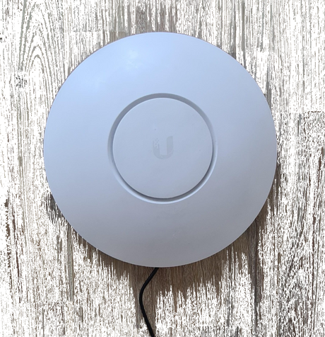 Ubiquiti UniFi UAP-AC-HD Wave 2 MU-MIMO Access Point front view